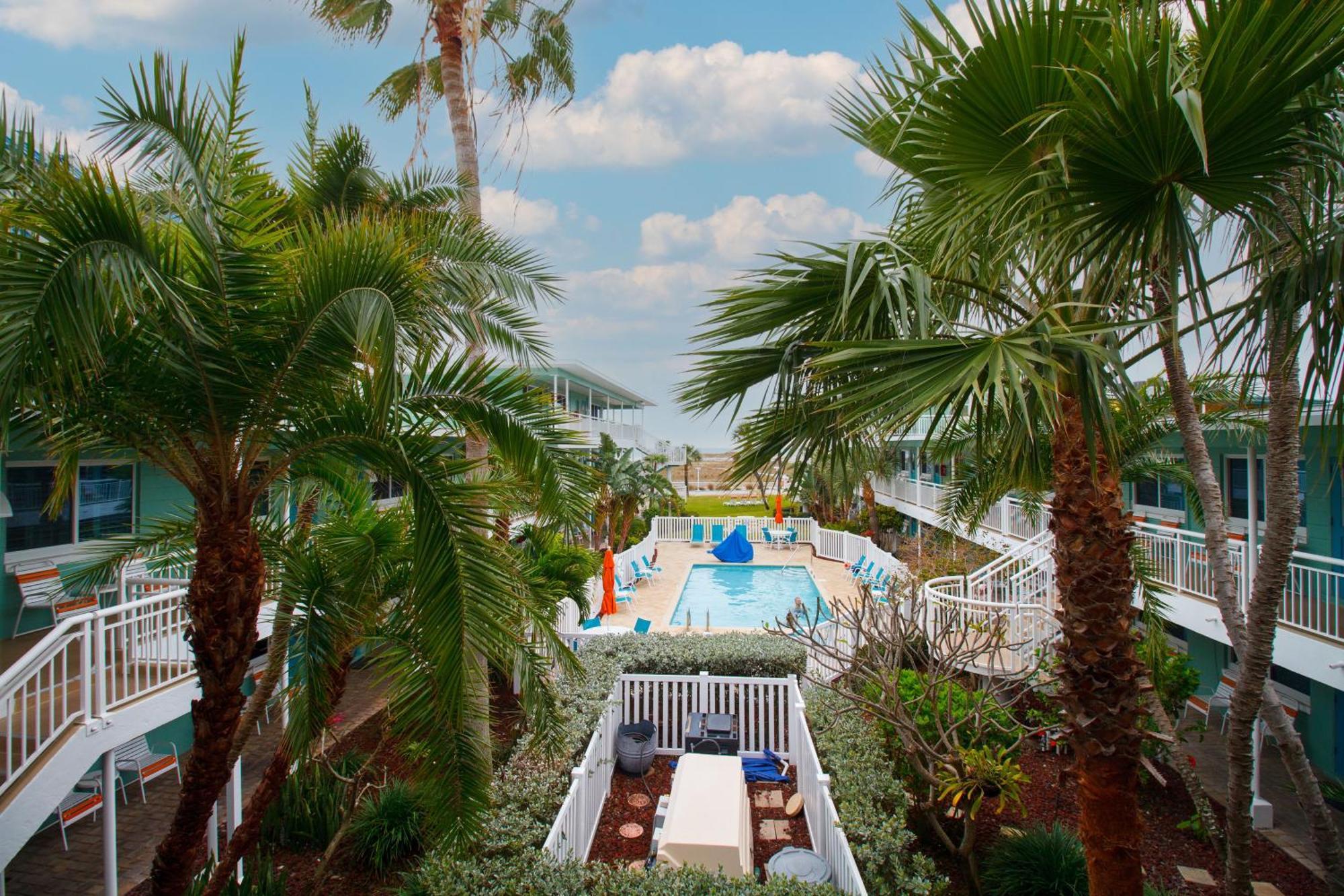 Tropic Terrace #41 - Beachfront Resort St. Pete Beach Exterior foto
