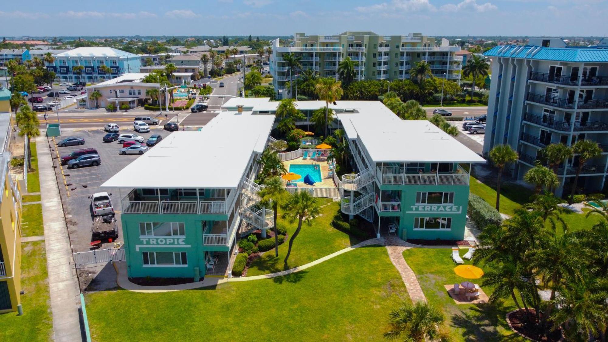 Tropic Terrace #41 - Beachfront Resort St. Pete Beach Exterior foto