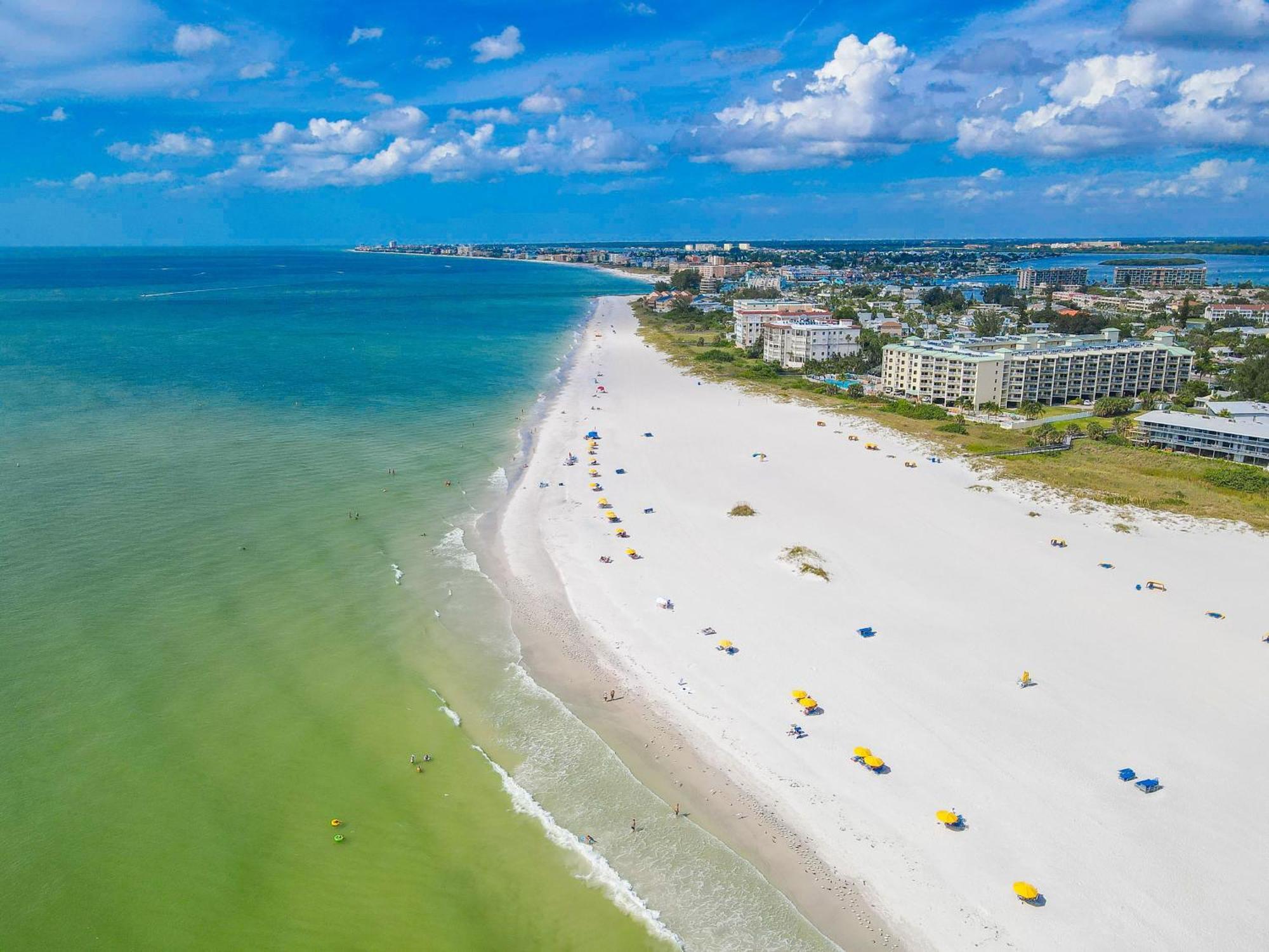 Tropic Terrace #41 - Beachfront Resort St. Pete Beach Exterior foto